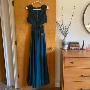 Emerald Maxi Dress